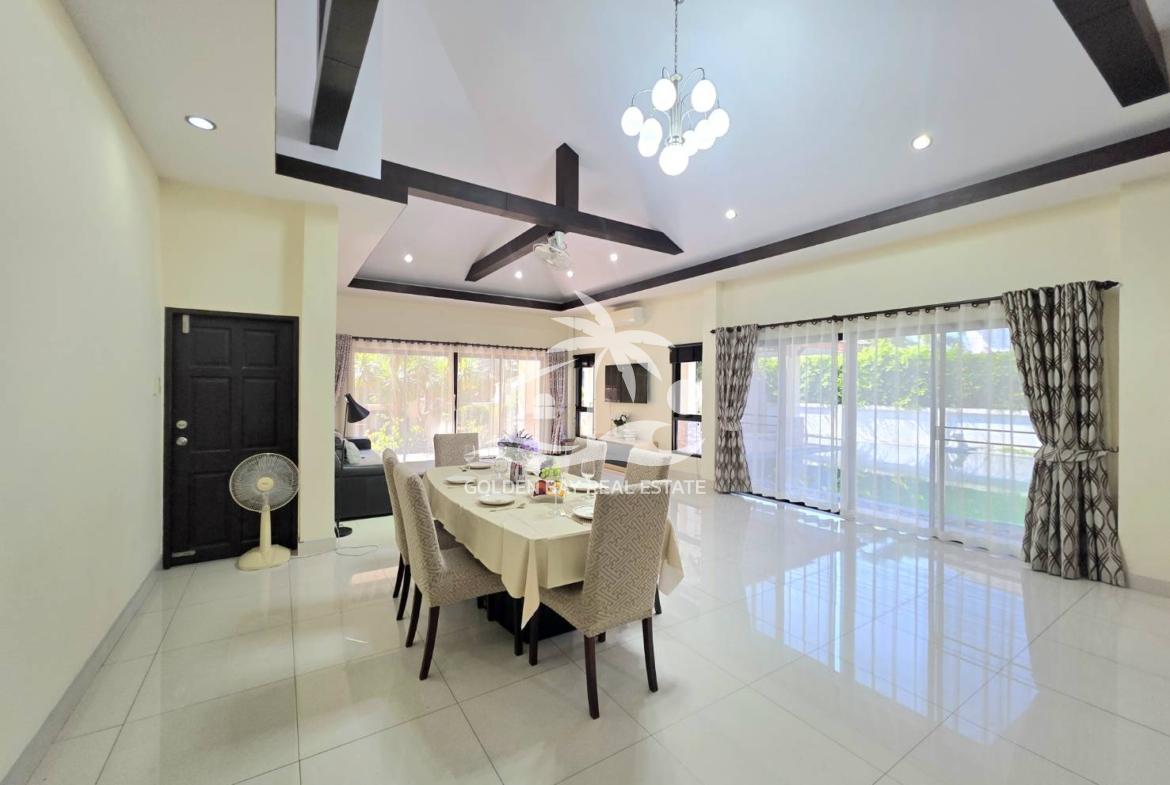 Baan Dusit Pattaya Lake – Baan Amphur
