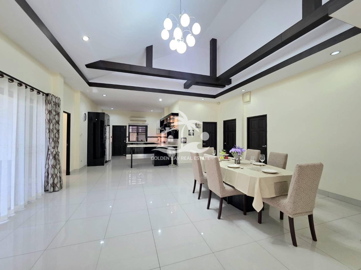 Baan Dusit Pattaya Lake – Baan Amphur