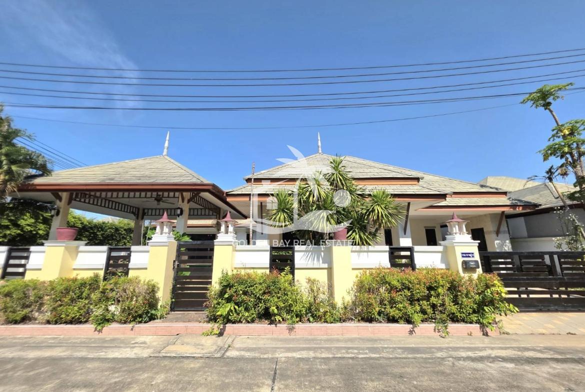 Baan Dusit Pattaya Lake – Baan Amphur