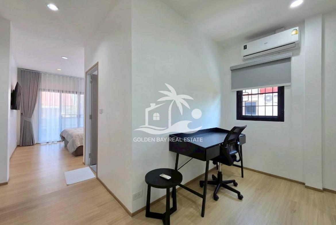 Hin Wong Nivate – Baan Amphur