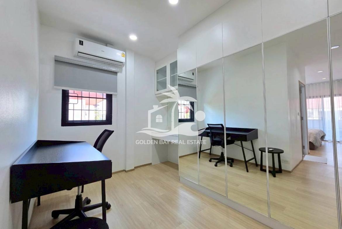 Hin Wong Nivate – Baan Amphur
