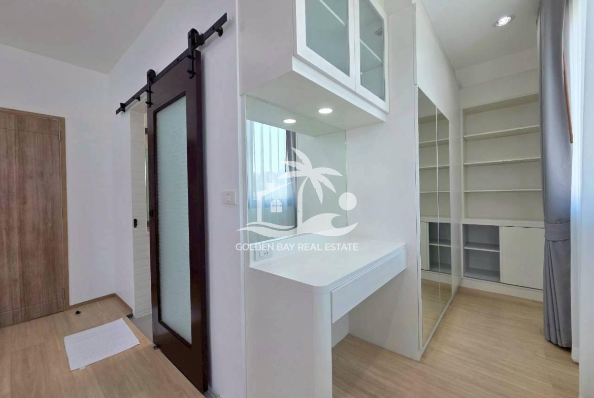 Hin Wong Nivate – Baan Amphur