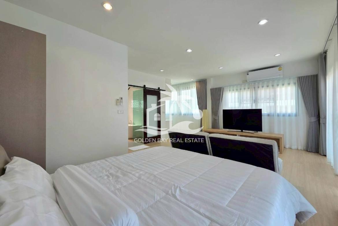 Hin Wong Nivate – Baan Amphur