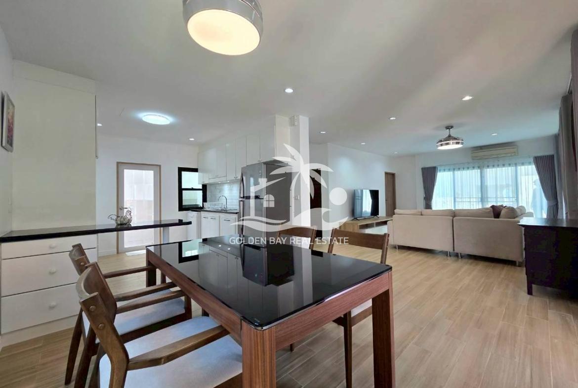 Hin Wong Nivate – Baan Amphur