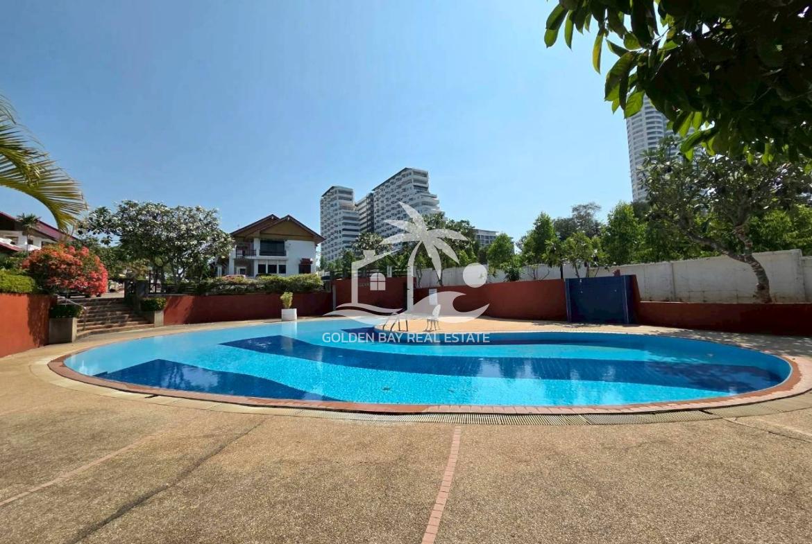 Hin Wong Nivate – Baan Amphur