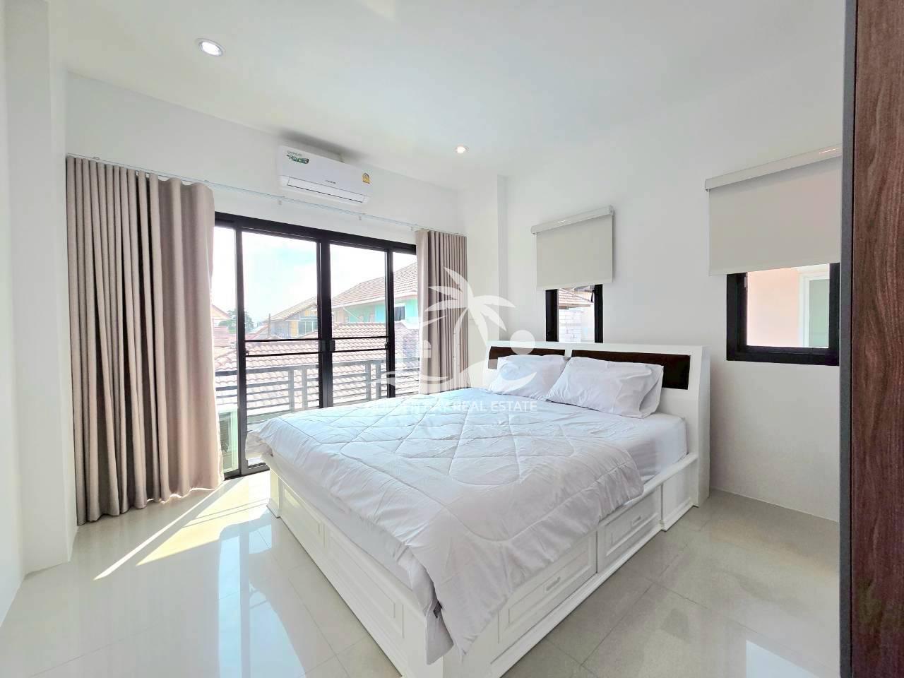 Sirisa 12 – East Pattaya