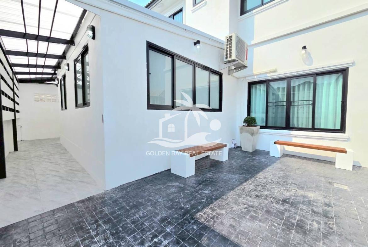 Sirisa 12 – East Pattaya