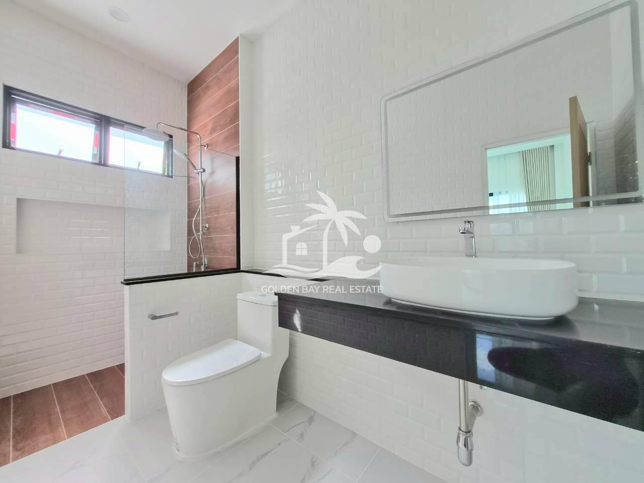 Private House Mabprachan – East Pattaya