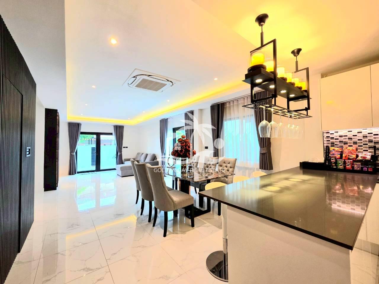 T (4) Baan Suan Lalana – Jomtien