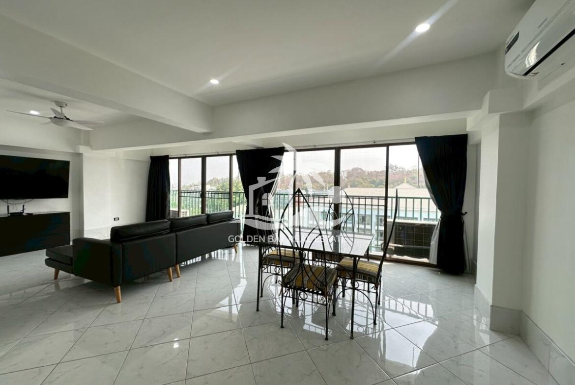 Sombat Pattaya Condotel – Pratumnak Hill