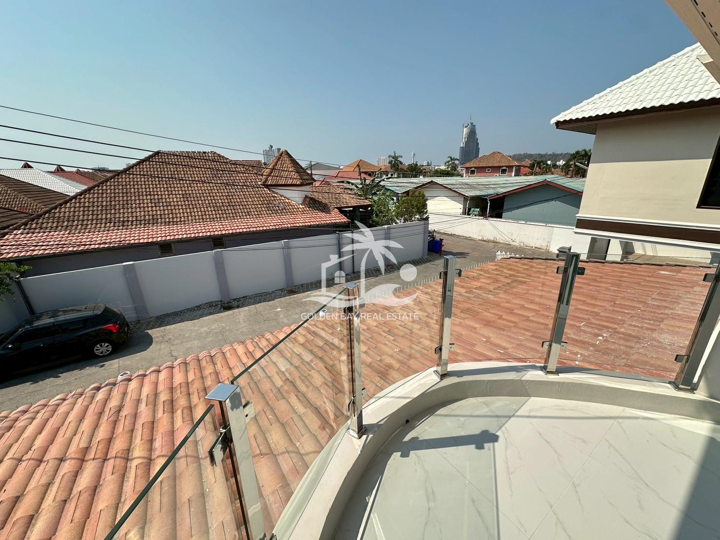Pattaya Lagoon Resort – Pattaya City