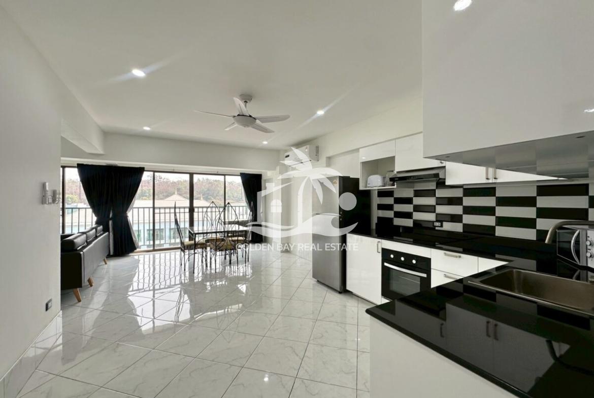 Sombat Pattaya Condotel – Pratumnak Hill