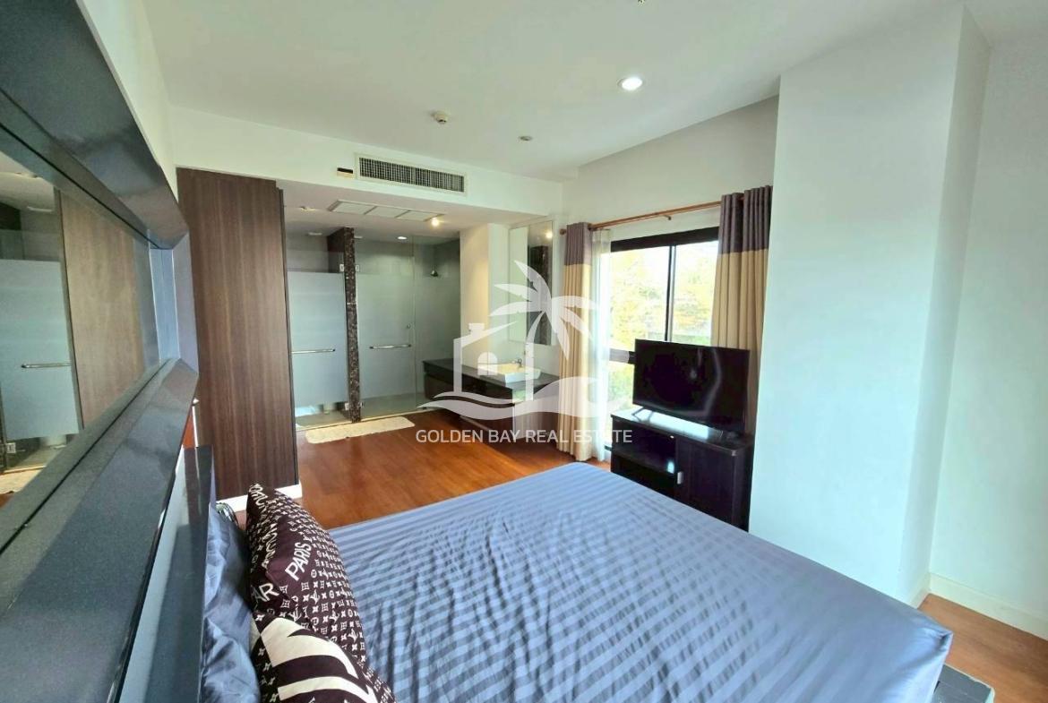 The Axis Condominium – Pratumnak Hill