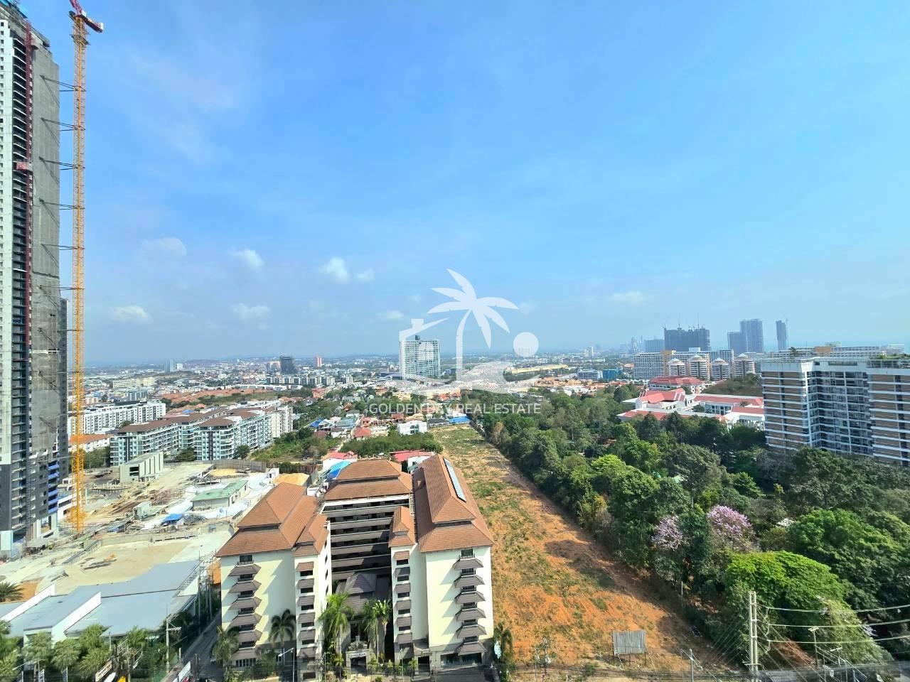 The Axis Condominium – Pratumnak Hill