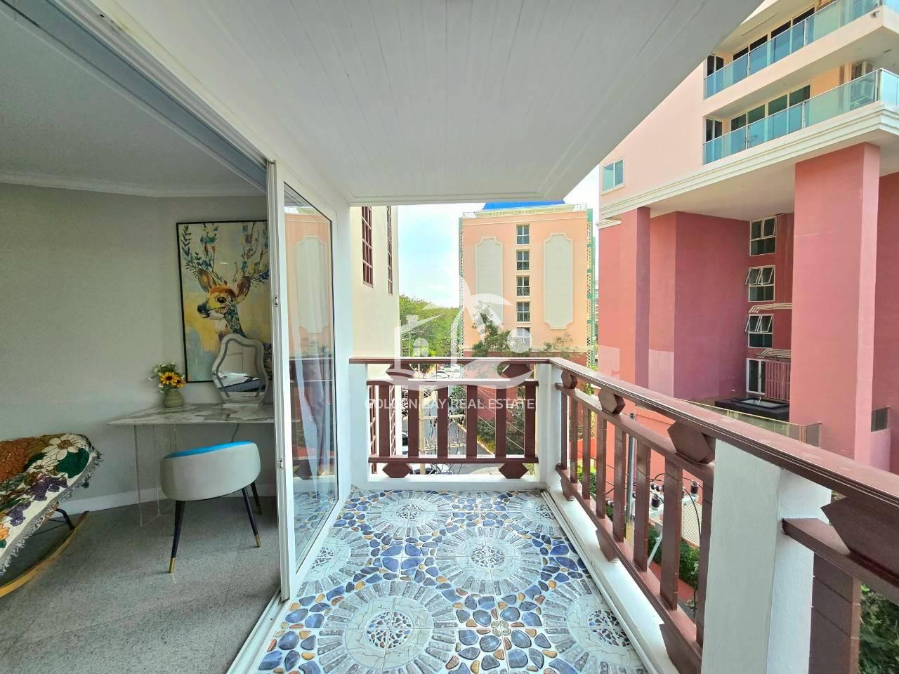 1 (16) Royal Hill Resort – Jomtien