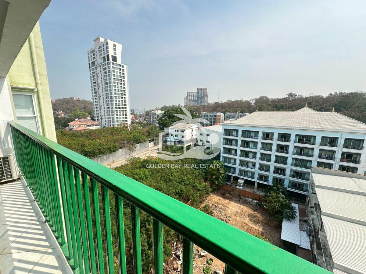 1 (18) Sombat Pattaya Condotel – Pratumnak Hill
