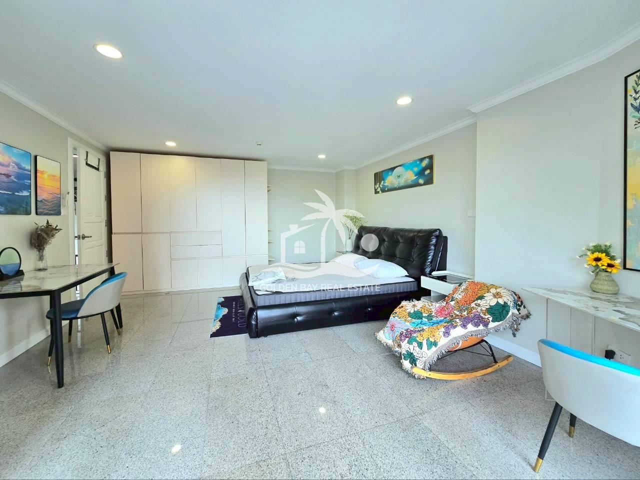 1 (19) Royal Hill Resort – Jomtien