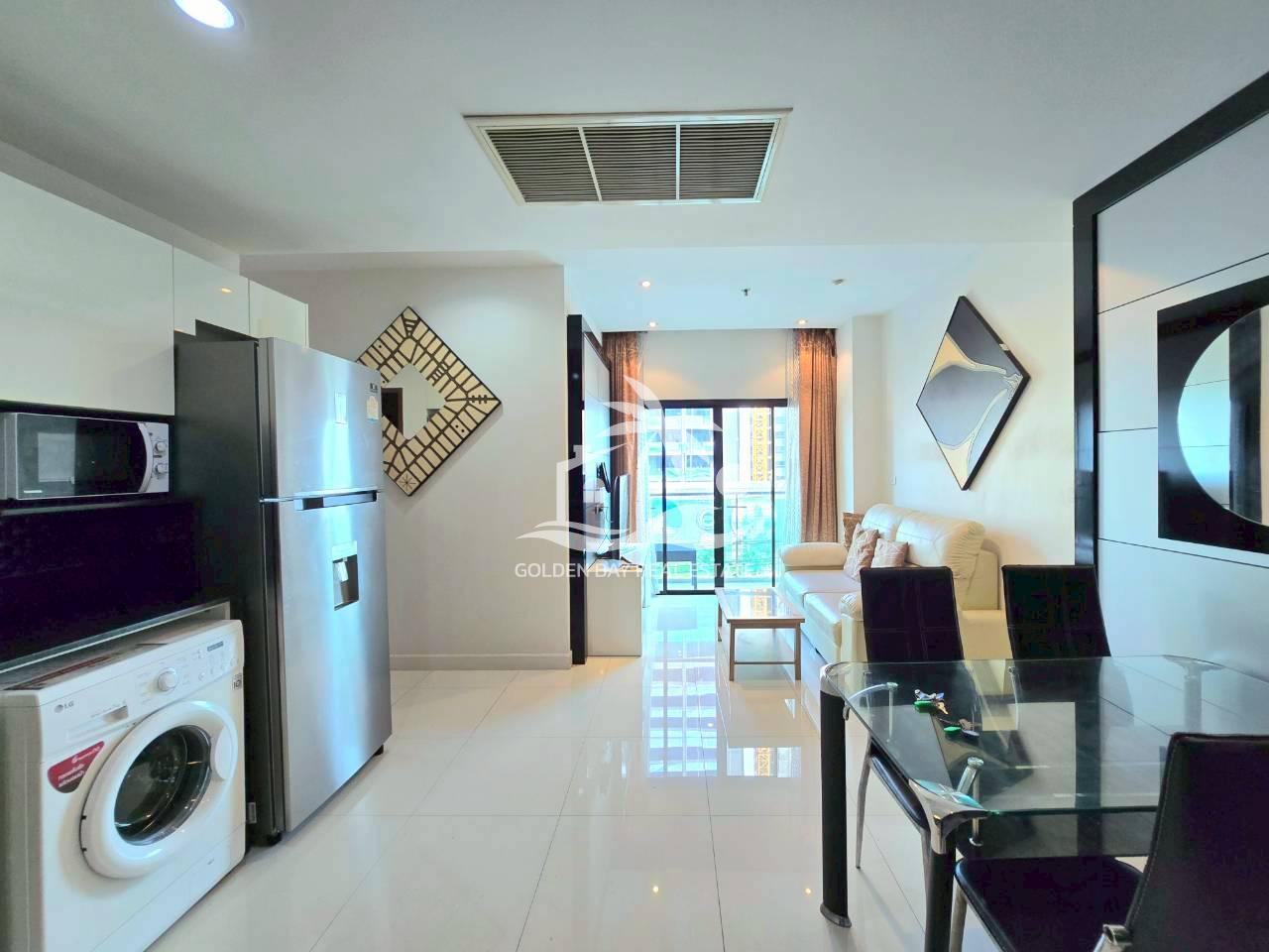 1 (21) The Axis Condominium – Pratumnak Hill