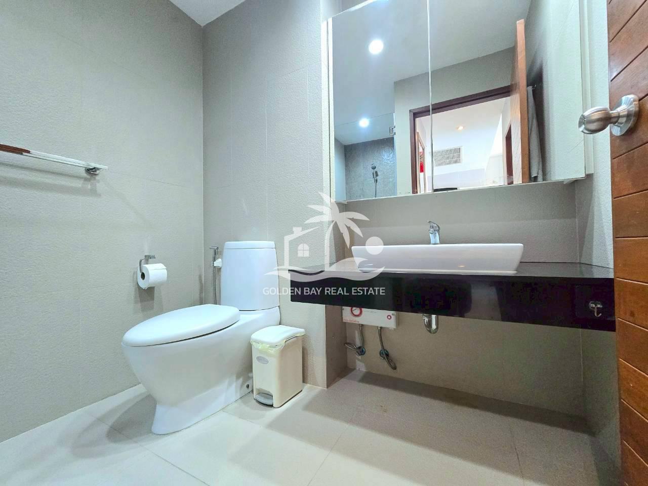 The Axis Condominium – Pratumnak Hill