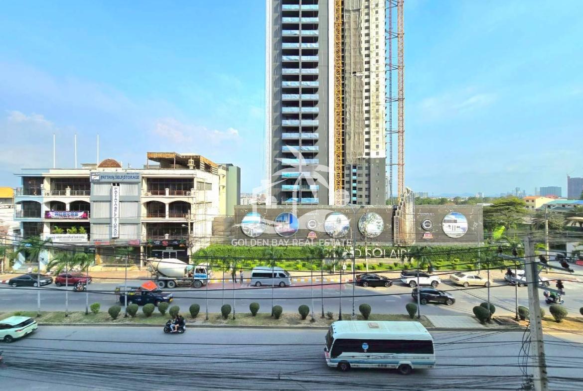 The Axis Condominium – Pratumnak Hill