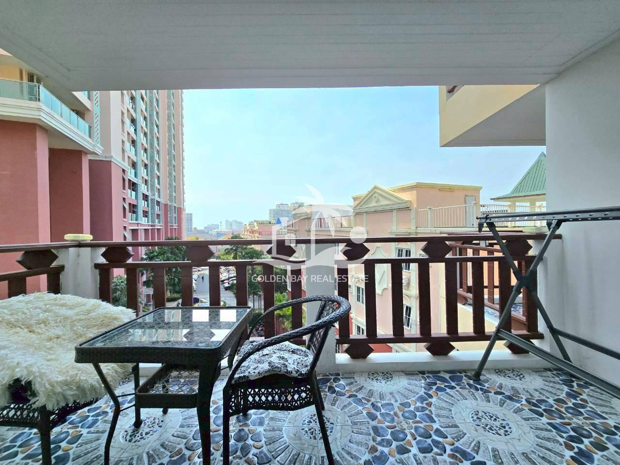 1 (4) Royal Hill Resort – Jomtien