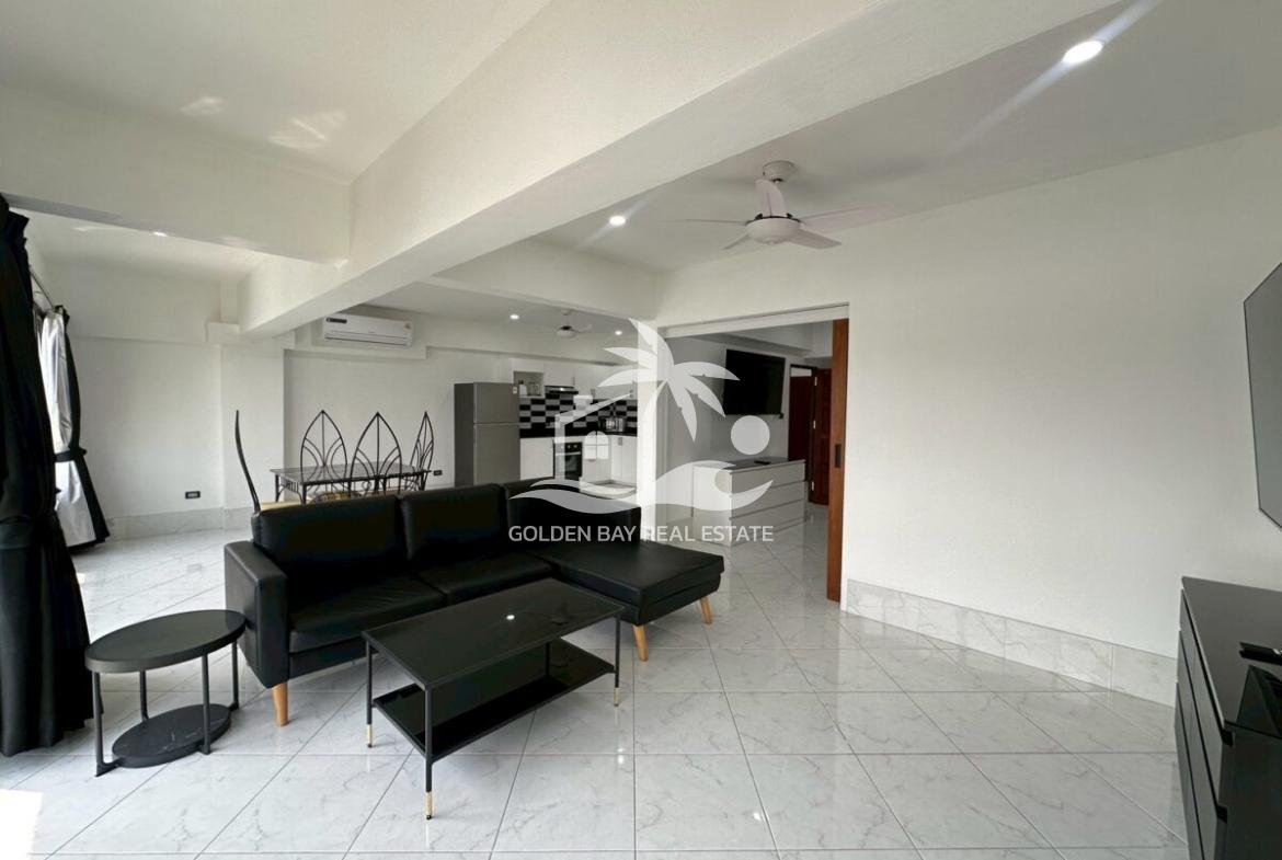 Sombat Pattaya Condotel – Pratumnak Hill