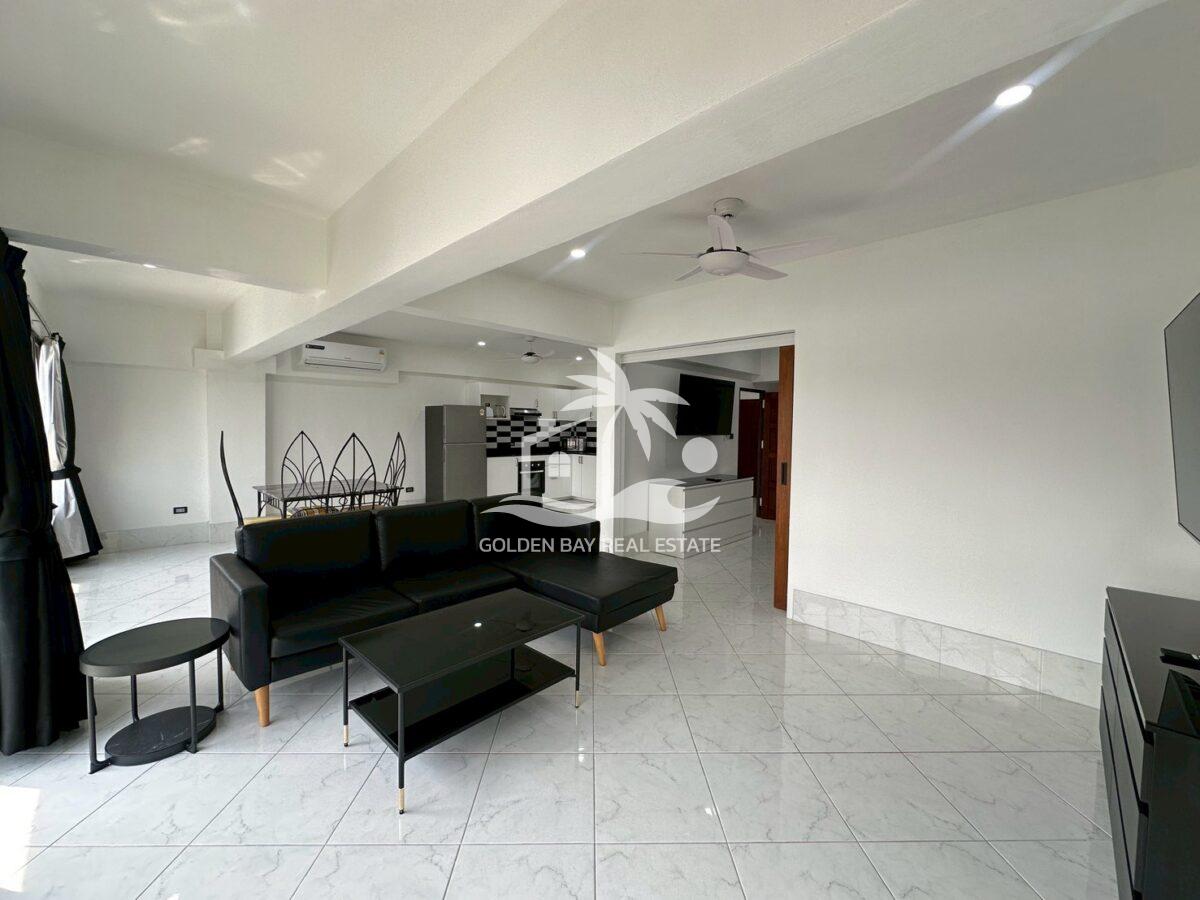 1 (5) Sombat Pattaya Condotel – Pratumnak Hill