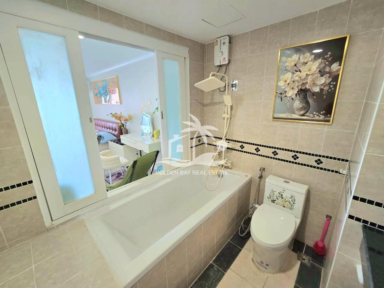 1 (6) Royal Hill Resort – Jomtien