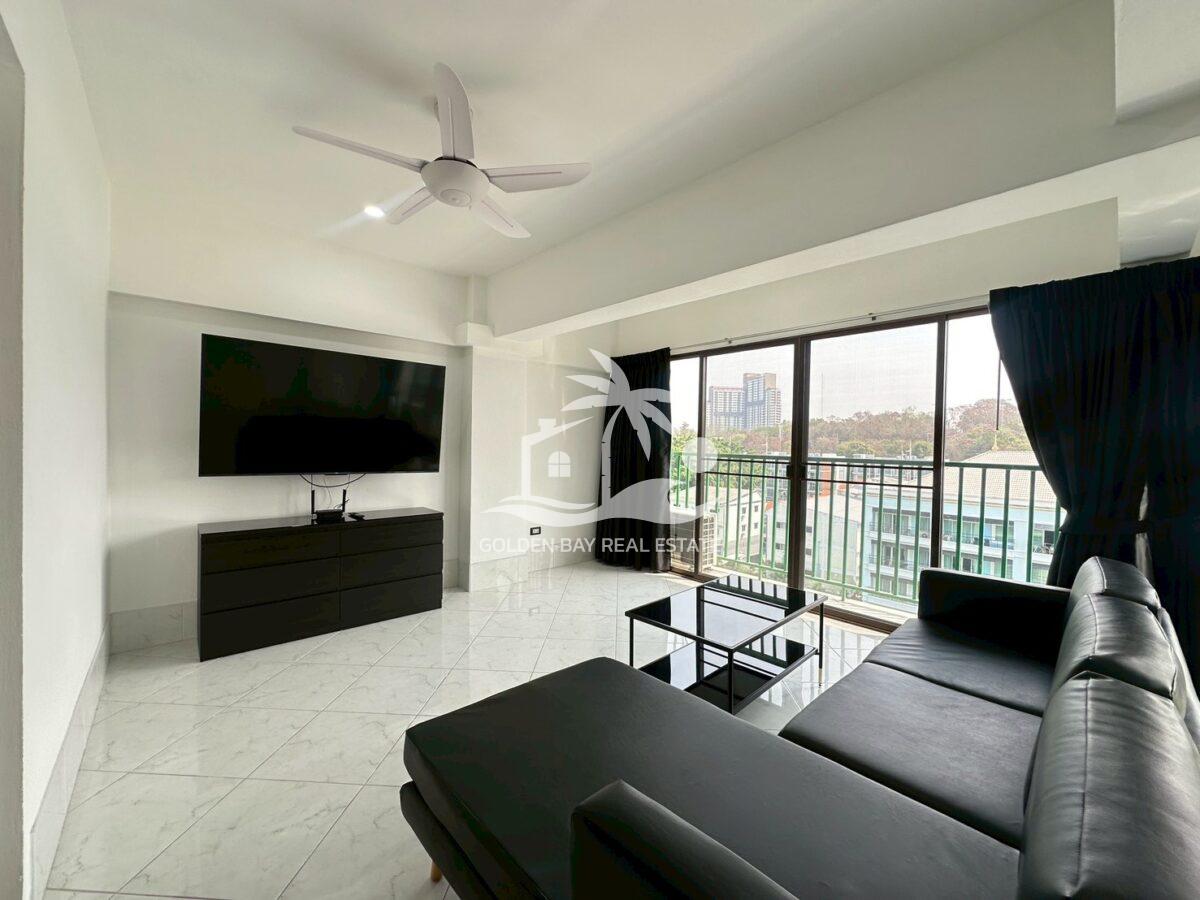 1 (8) Sombat Pattaya Condotel – Pratumnak Hill