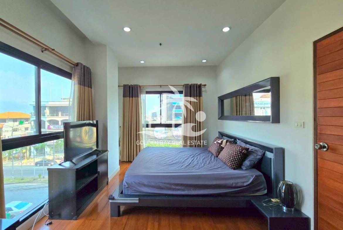 The Axis Condominium – Pratumnak Hill
