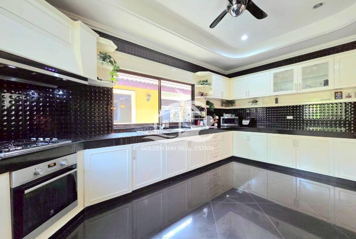 Private House Soi Thepnimit – East Pattaya
