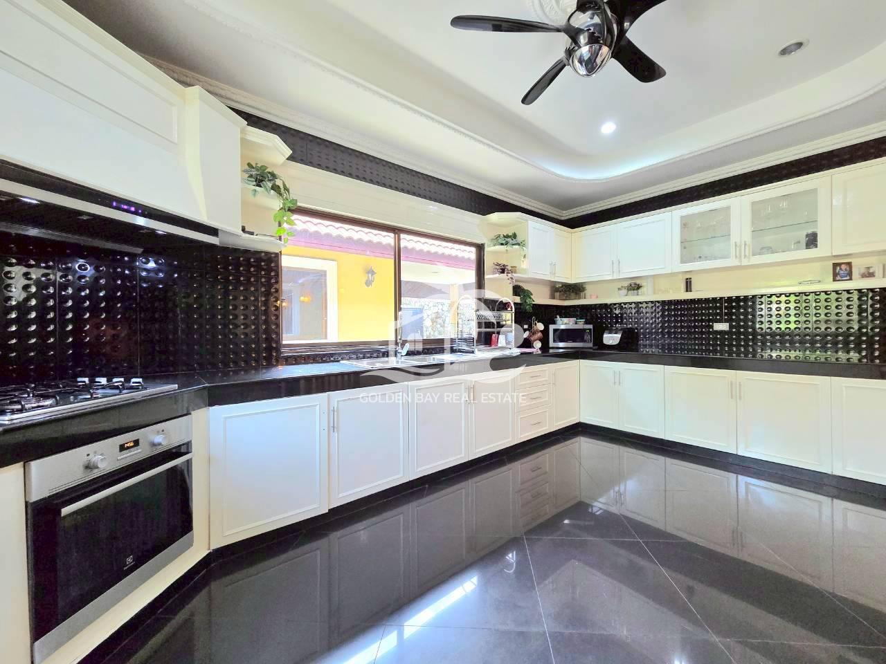 Private House Soi Thepnimit – East Pattaya