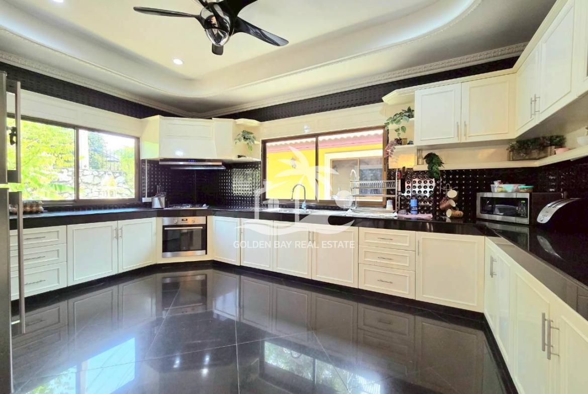 Private House Soi Thepnimit – East Pattaya