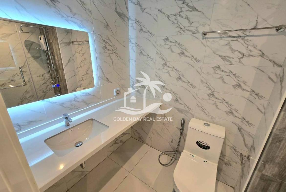Siam Oriental Dream – Pratumnak Hill