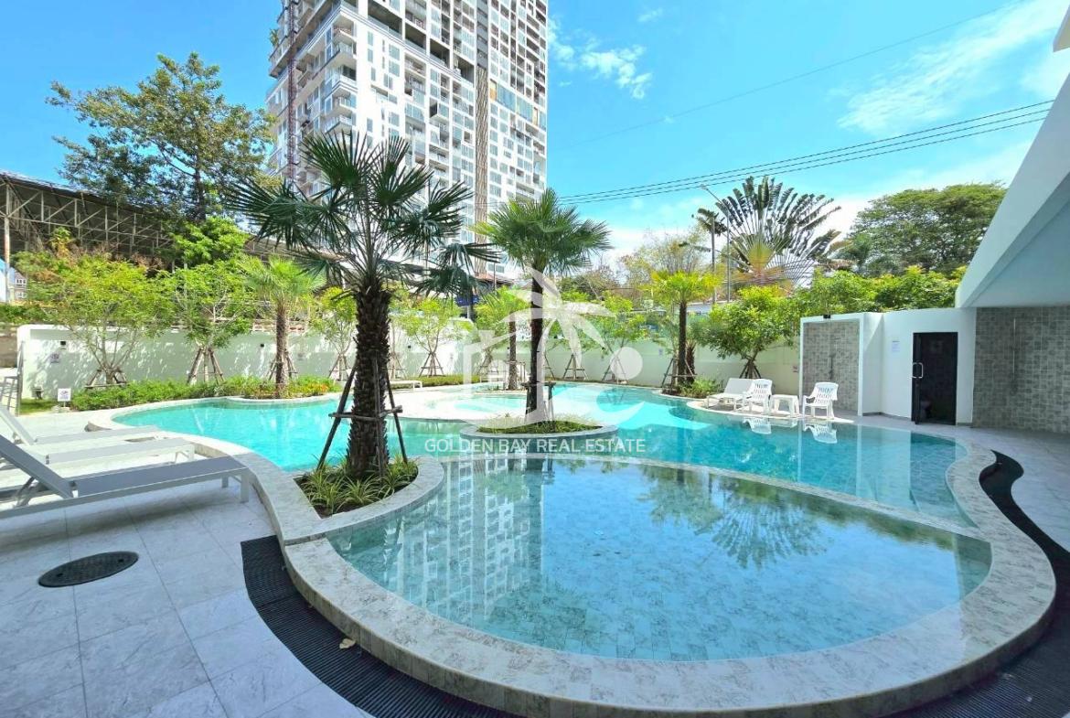Siam Oriental Dream – Pratumnak Hill
