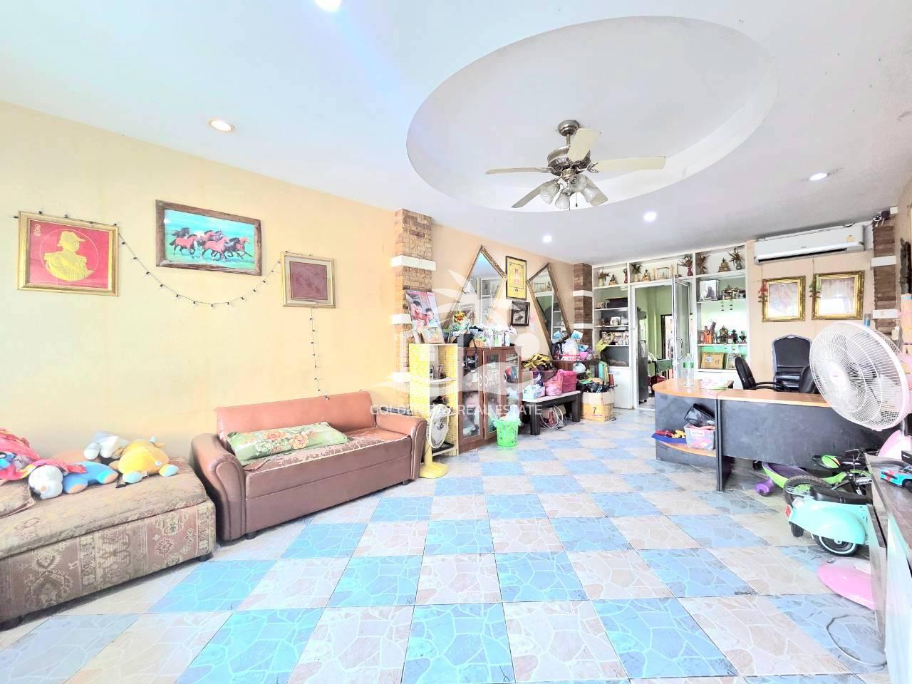 Commercial Building Soi Chaiyapruk – East Pattya