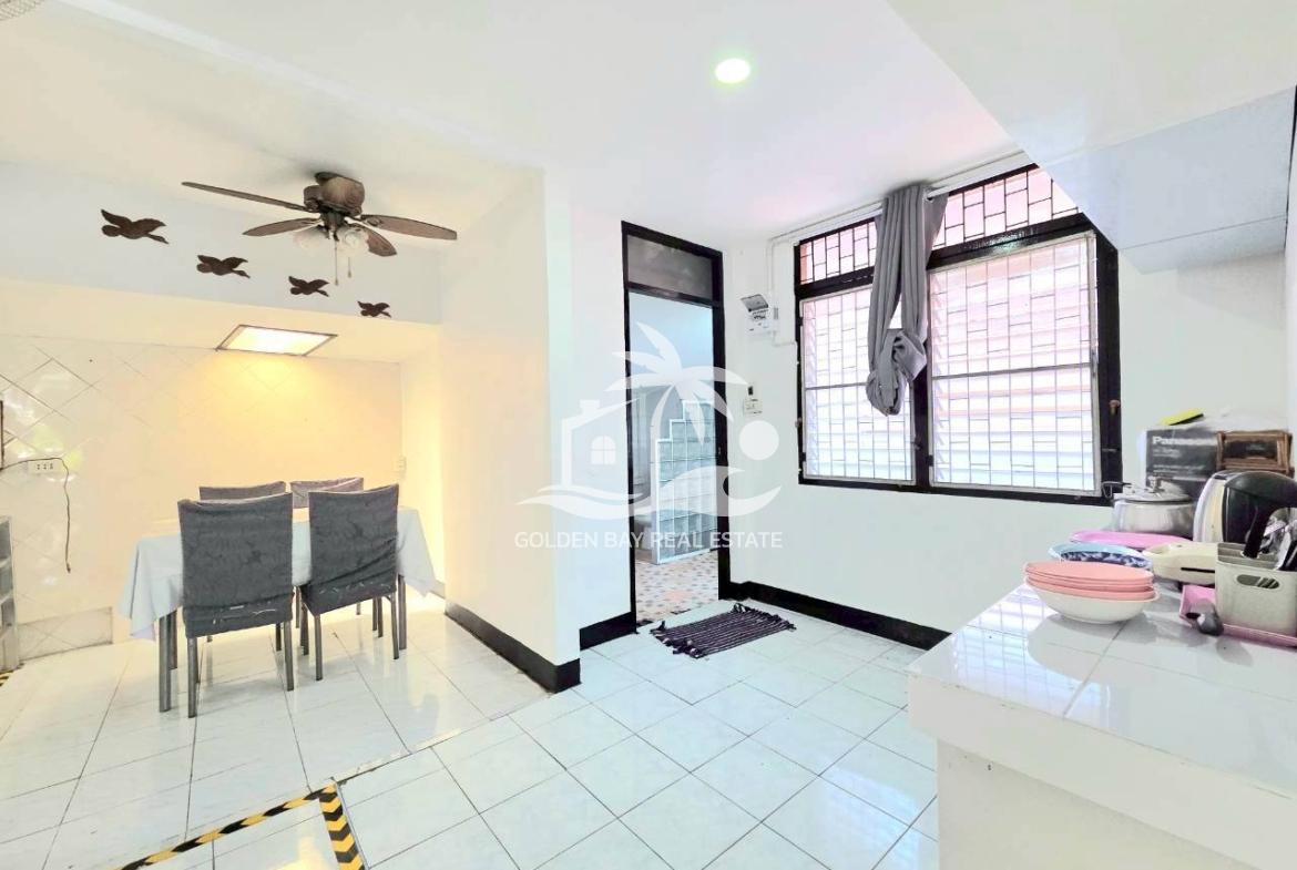 Private House Soi Paniad Chang -Pattaya City