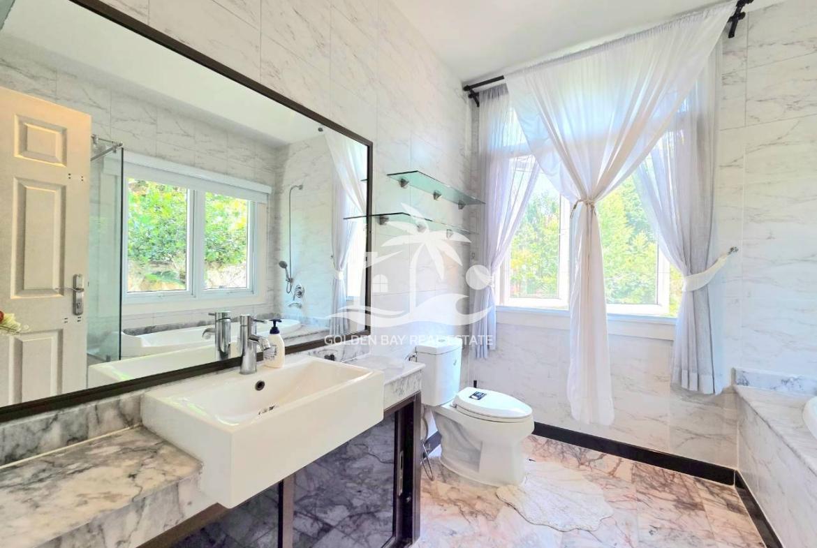 Silk Road Place – East Pattaya