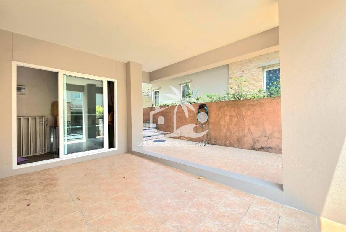 Silk Road Place – East Pattaya