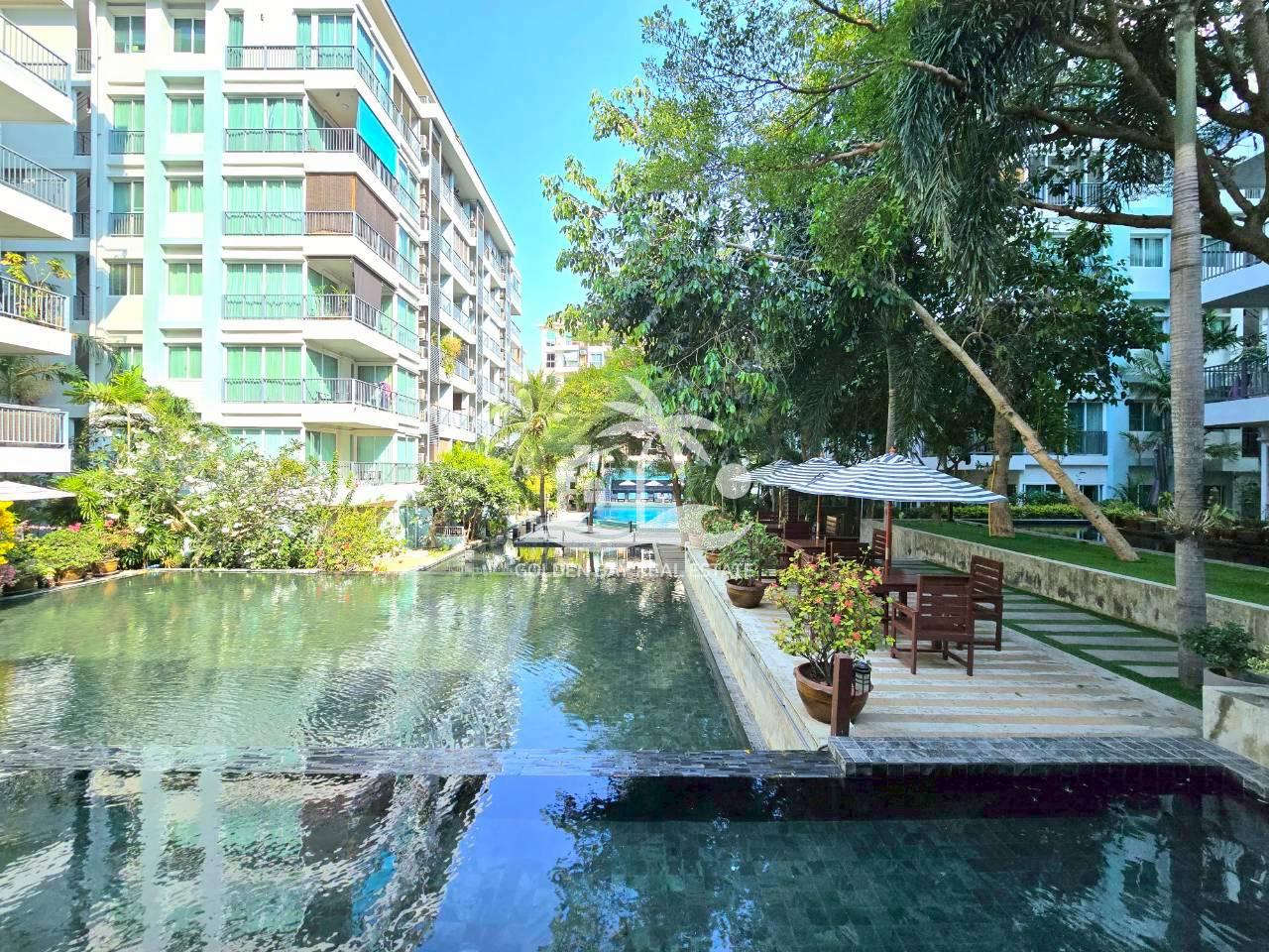 1 (1) Diamond Suites – Pratumnak Hill