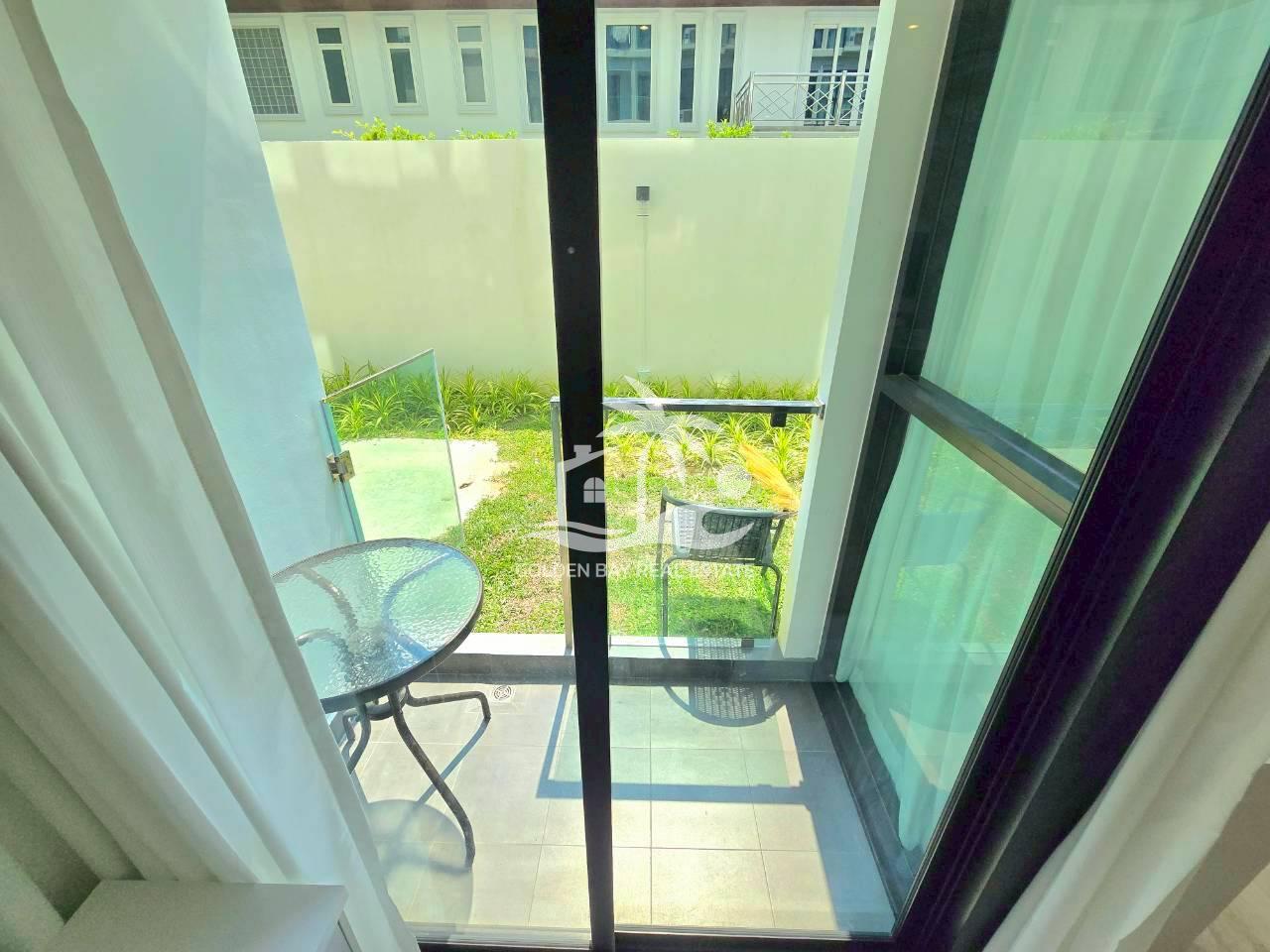 1 (10) Siam Oriental Dream – Pratumnak Hill