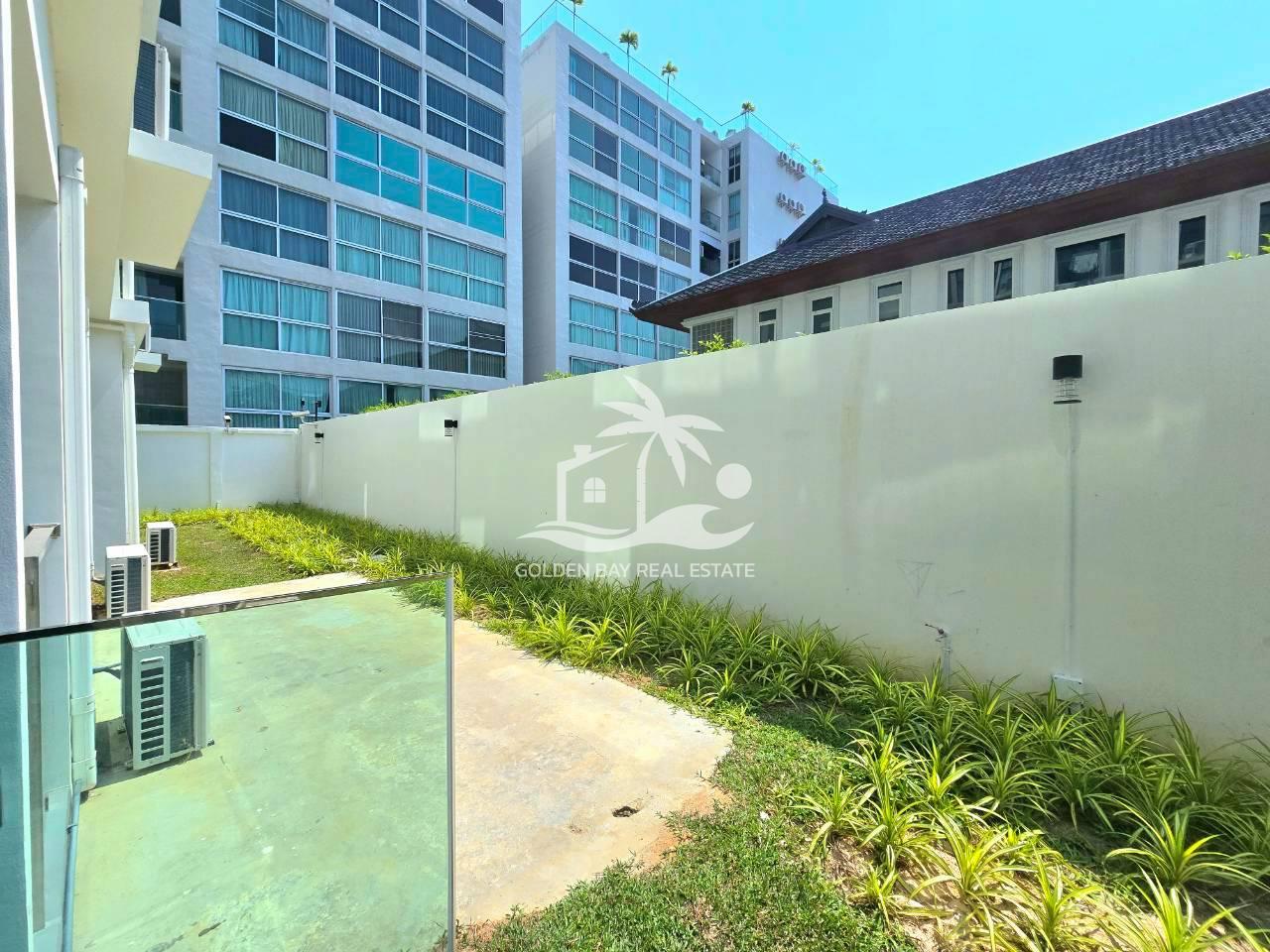 1 (12) Siam Oriental Dream – Pratumnak Hill