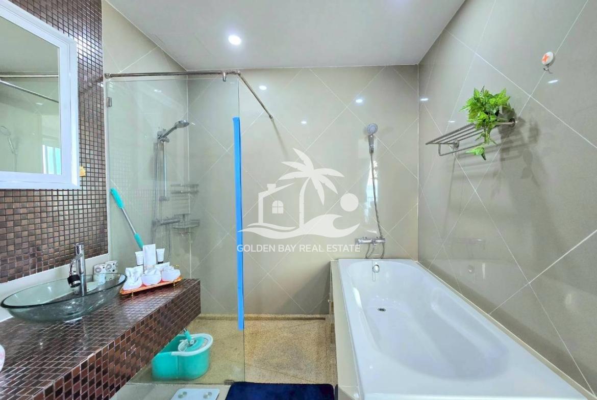 Diamond Suites – Pratumnak Hill