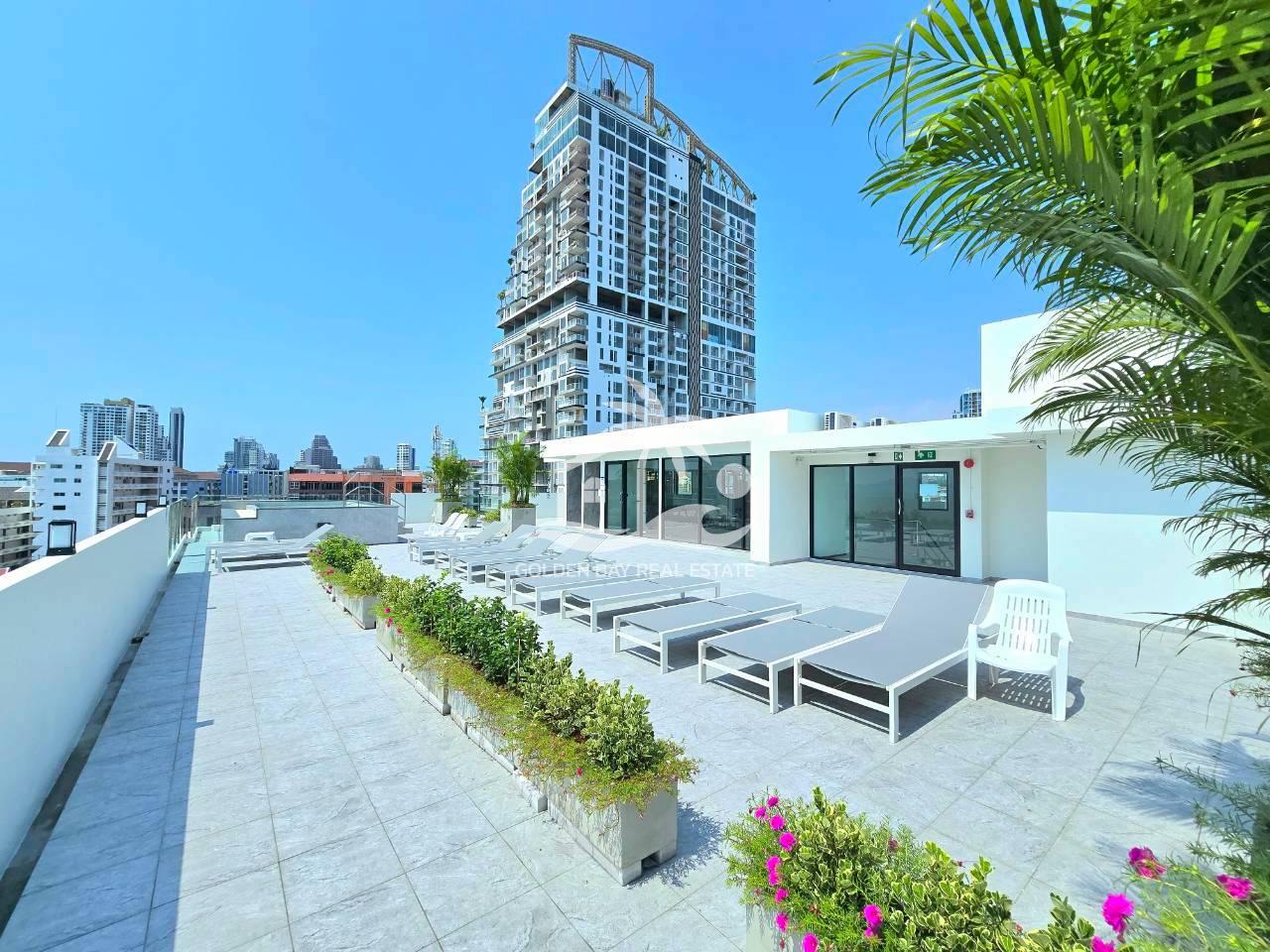 1 (18) Siam Oriental Dream – Pratumnak Hill