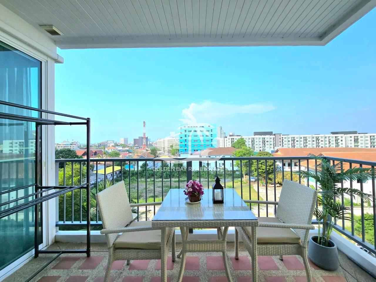 1 (32) Diamond Suites – Pratumnak Hill