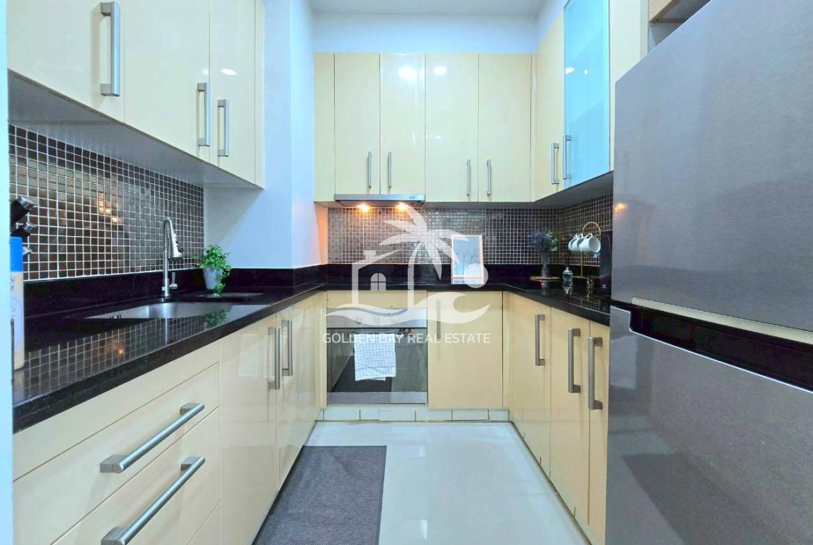Diamond Suites – Pratumnak Hill