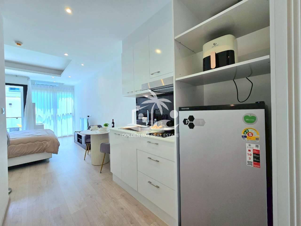1 (5) Siam Oriental Dream – Pratumnak Hill