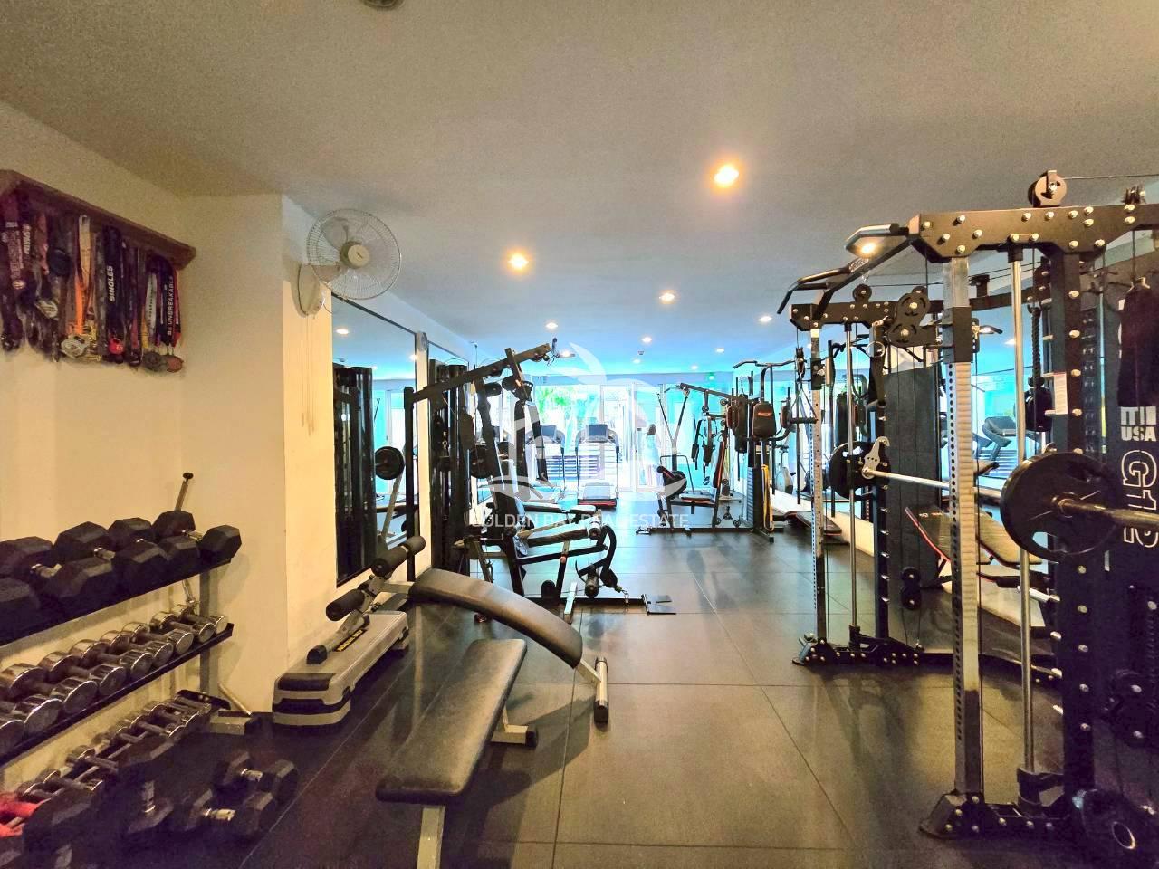 1 (51) Diamond Suites – Pratumnak Hill
