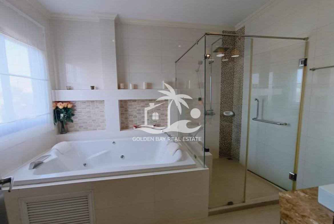 Baan Dusit Pattaya View – Baan Amphur