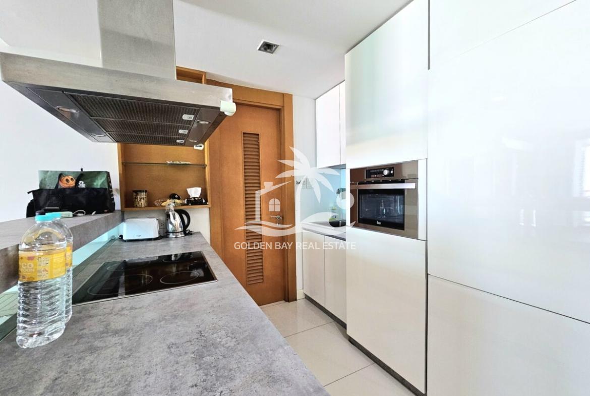 Ananya Beachfront Condominium – Wongamat